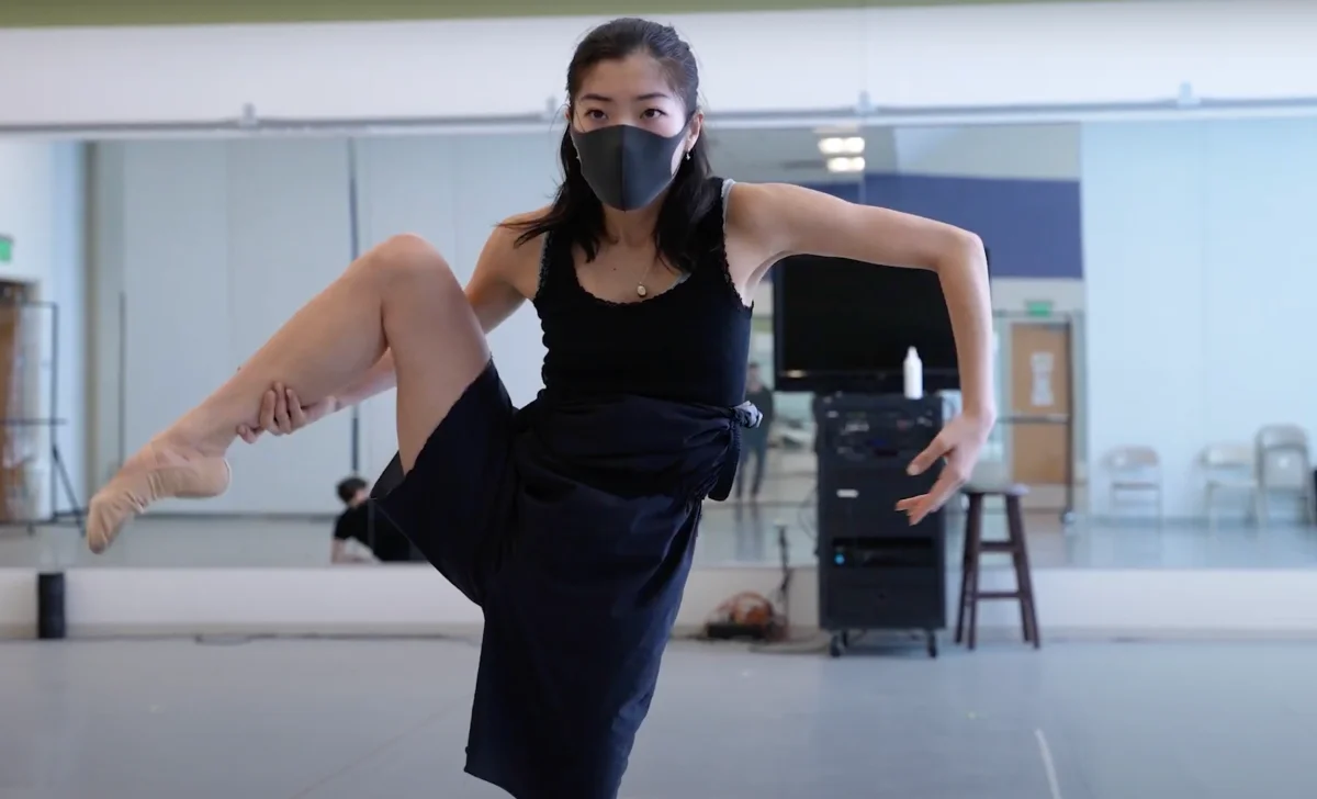 Touchline, choreography by Anderson Souza